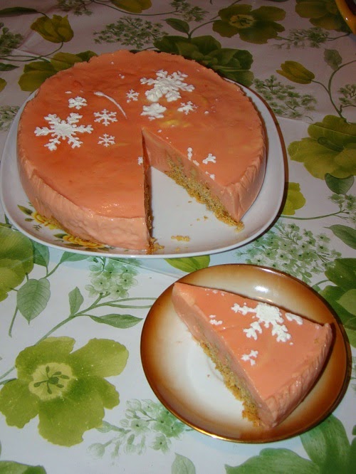 Tort fantezie cu aroma de visine si ciocolata - dukan style