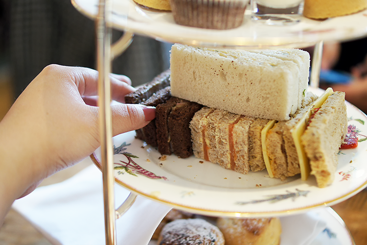 TEA AT NUMBER SIXTEEN. Barely There Beauty A Lifestyle Blog from