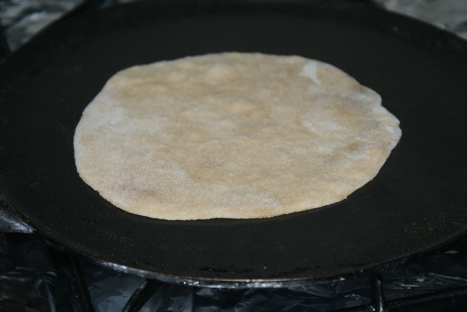 Phulka (Indian Flat Wheat Bread) MalasKitchen