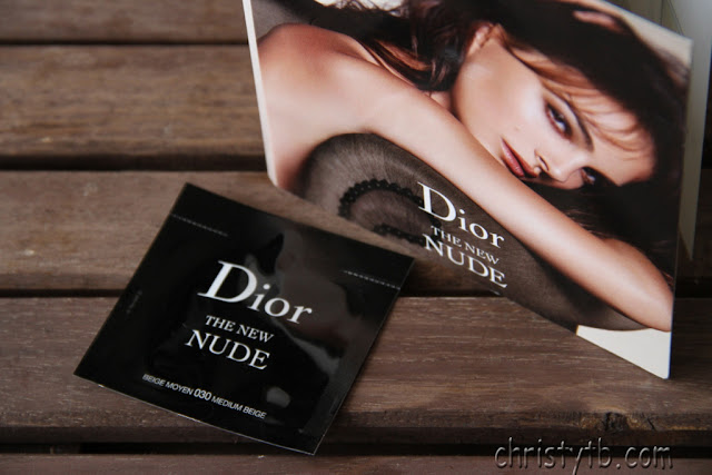 Diorskin Nude Skin-Glowing makeup 030 medium beige