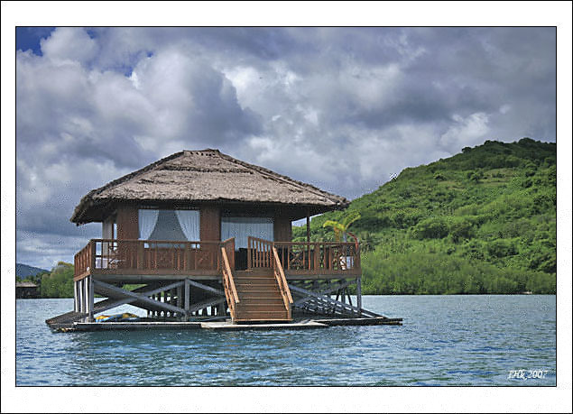 39+ Rumah Panggung Di Atas Laut Pictures