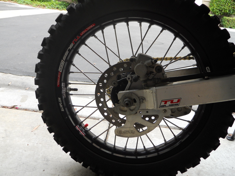 2wheelsplz: XR400 Specifications