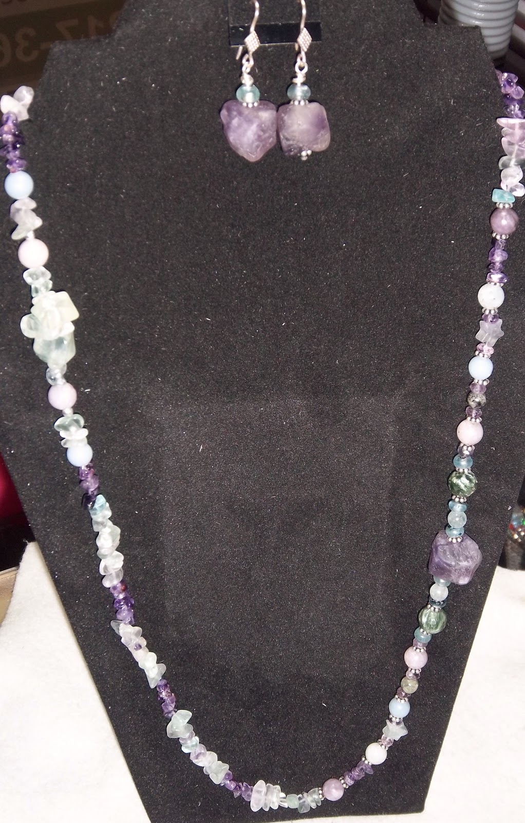 Karine Vanasse Basic Stringing Necklace Design