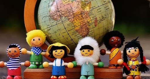 Tujuan Utama Pengembangan Demokrasi di Sekolah Dasar - dinelyku.com