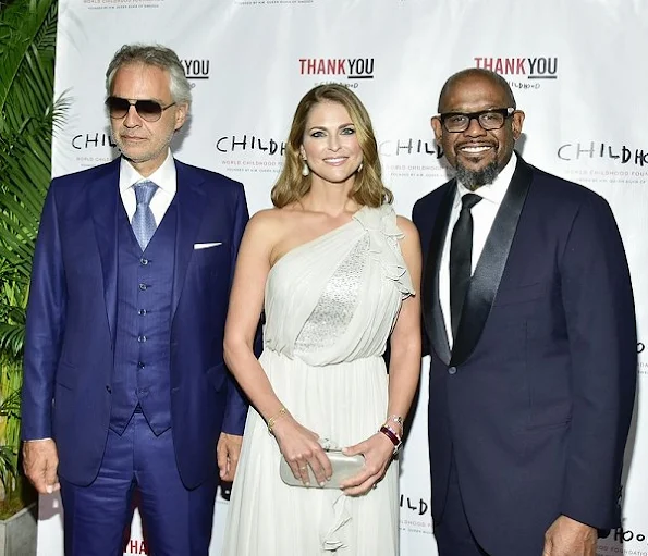 USA Thank You Gala 2016. Prenses Madeleine wore gown dress. New York Style, Earrings, Bracelet, diamond