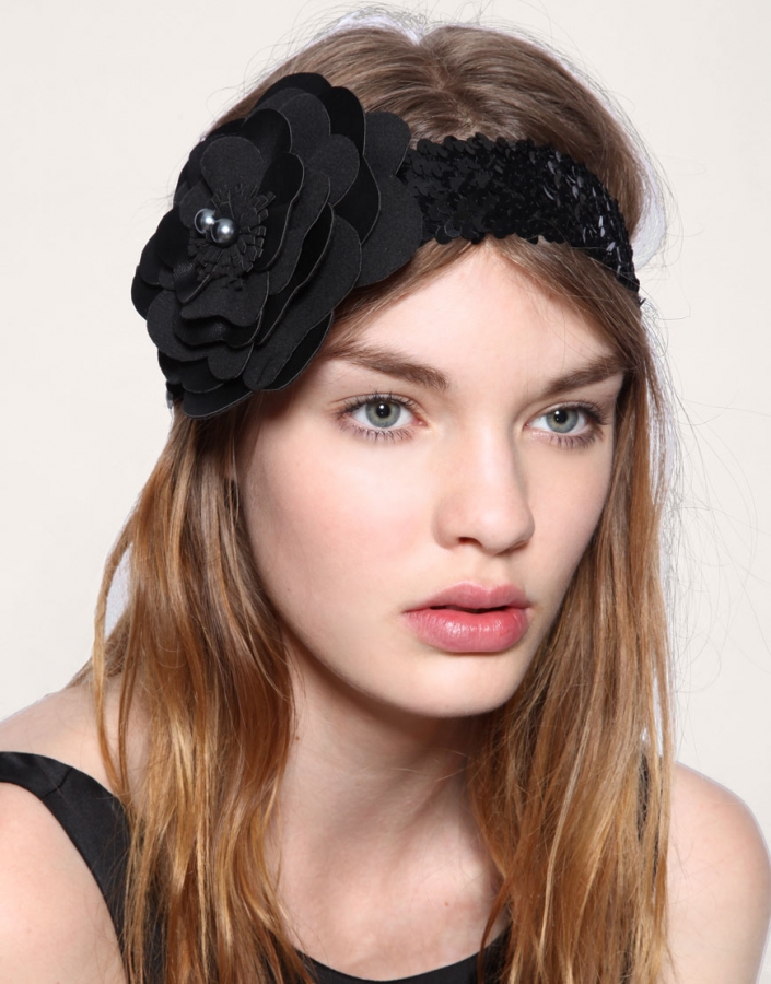 Pretty headbands, hair accessories and style