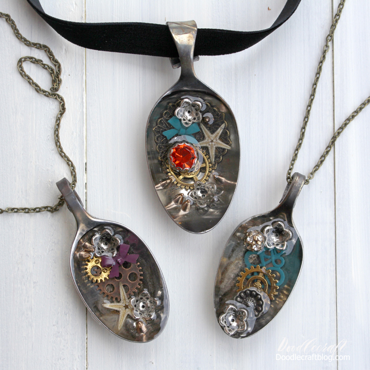 Charms in Spoon Resin Necklace DIY