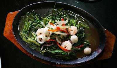 Kangkung seafood hotplate Pondok Ale Ale 