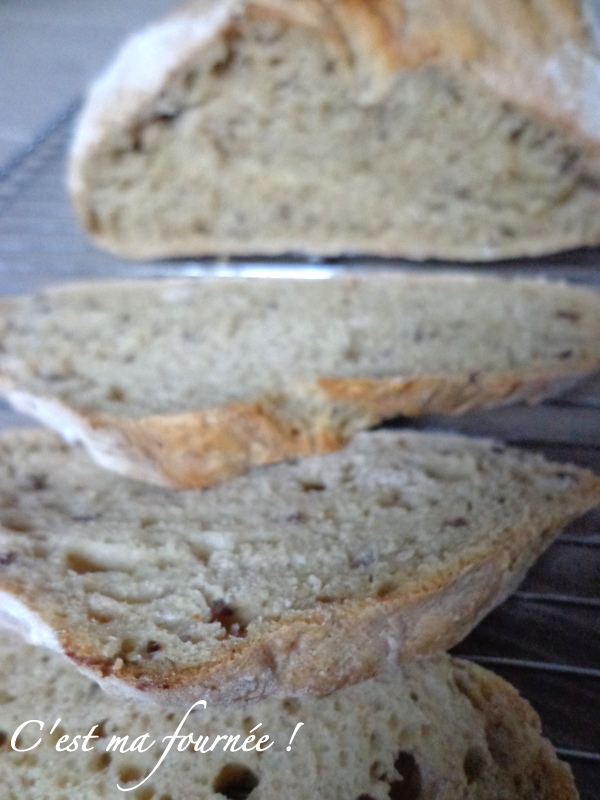 Recette pain de seigle aux raisins - Marie Claire