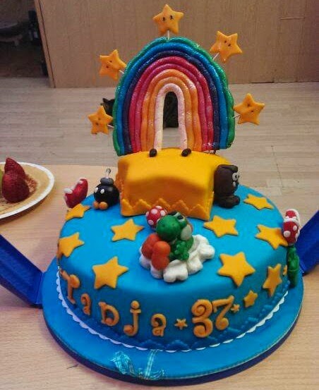 Wuchtbrumme´s leckere Herzensangelegenheiten.. : Yoshi-Torte No .3