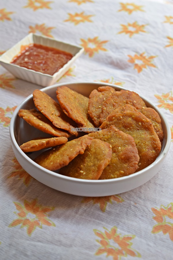 Dudhi Jowar Na Dhebra Recipe | Gujarati Dhebra Recipe - Magic of Indian Rasoi - Priya R