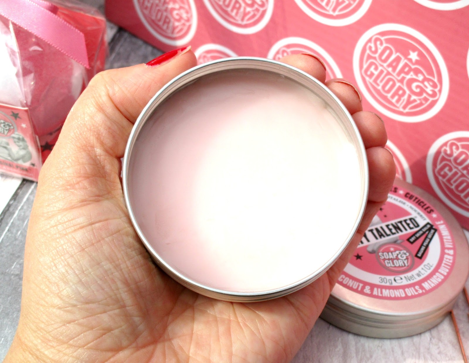NEW Soap & Glory Bath Bombs and Dry Skin Balm Reviewed!