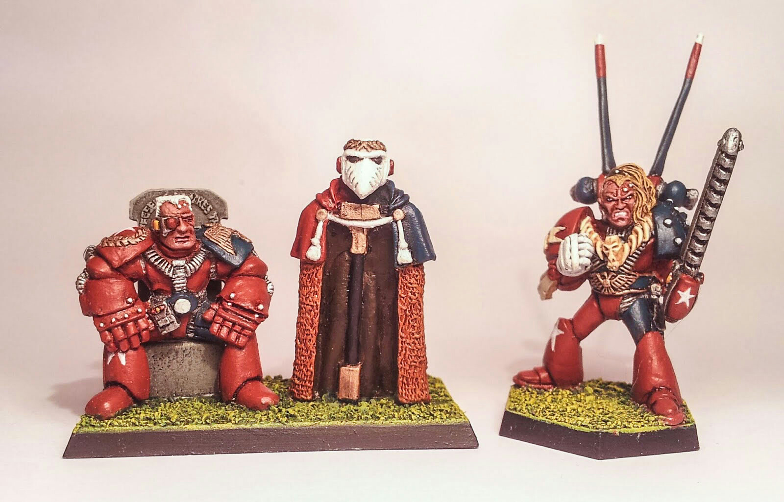 Rogue trader посохи. Вольный торговец вархаммер миниатюры. Литники rogue trader. Rogue trader посохи. Вархаммер rogue trader.