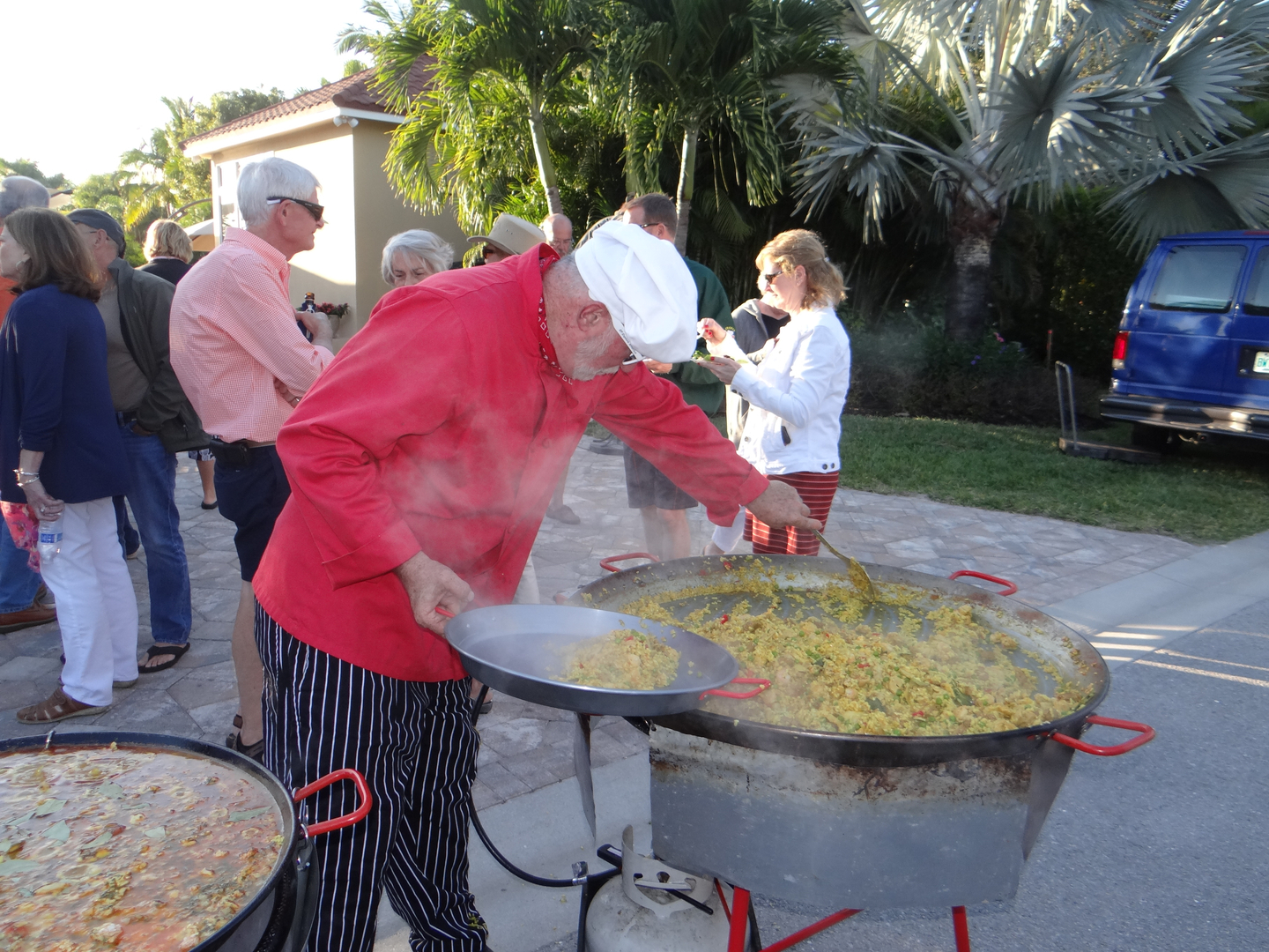 paella catering 5 Quick Tips About Hosting The Paella Party You Always