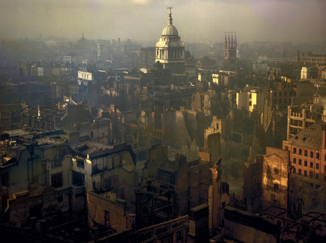 Daily Lazy Color Photos Taken In London During The World War Ii