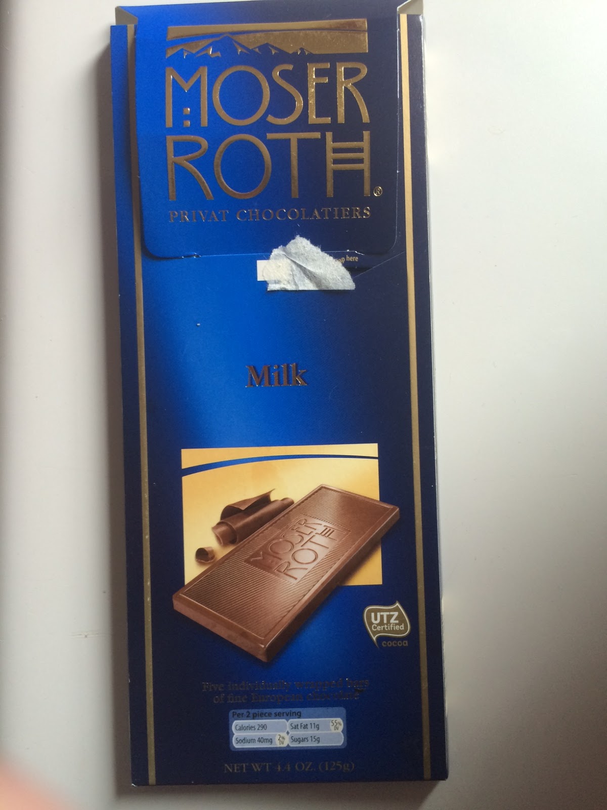 The Budget Reviews Moser Roth Milk Chocolate Bar (Aldi)