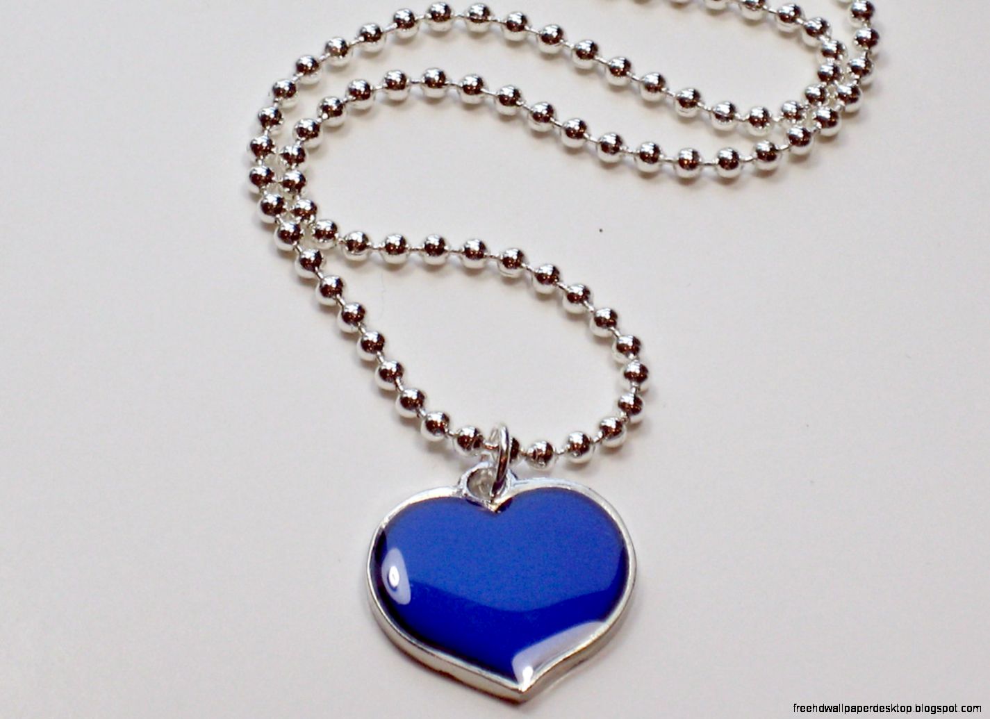 Girl Cup Ring Mood Wallpaper Size 1500x1125