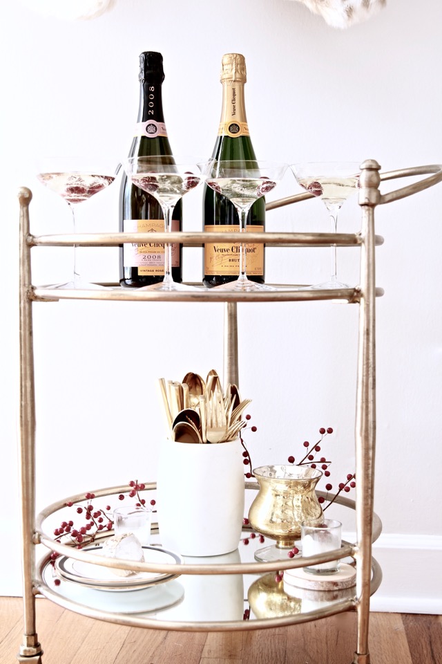 Megan Runion // For All Things Lovely EASY HOLIDAY BAR CART