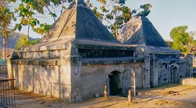 Kuburan Tolo Bali Kota Bima