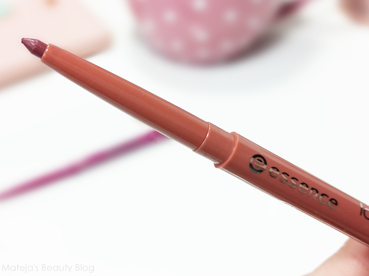 Essence Longlasting Lipliner 05 Lovely Frappuccino Mateja's Beauty Blog