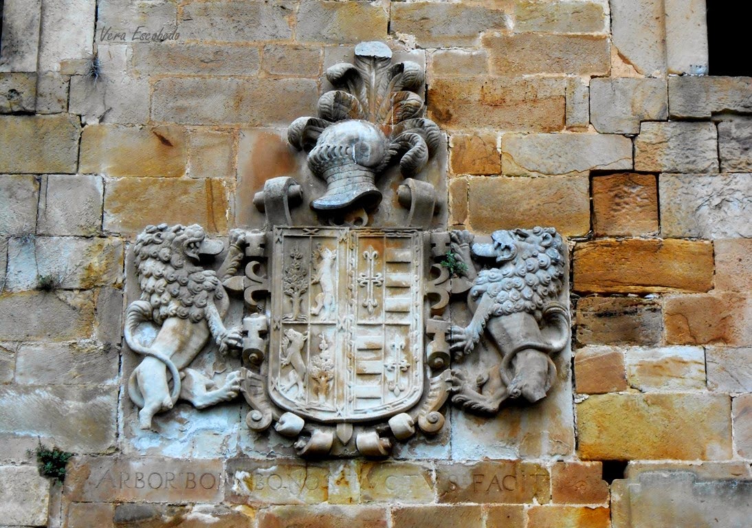 ARTE CON HISTORIA ESCUDOS: HOZNAYO.ENTRAMBASAGUAS.CANTABRIA