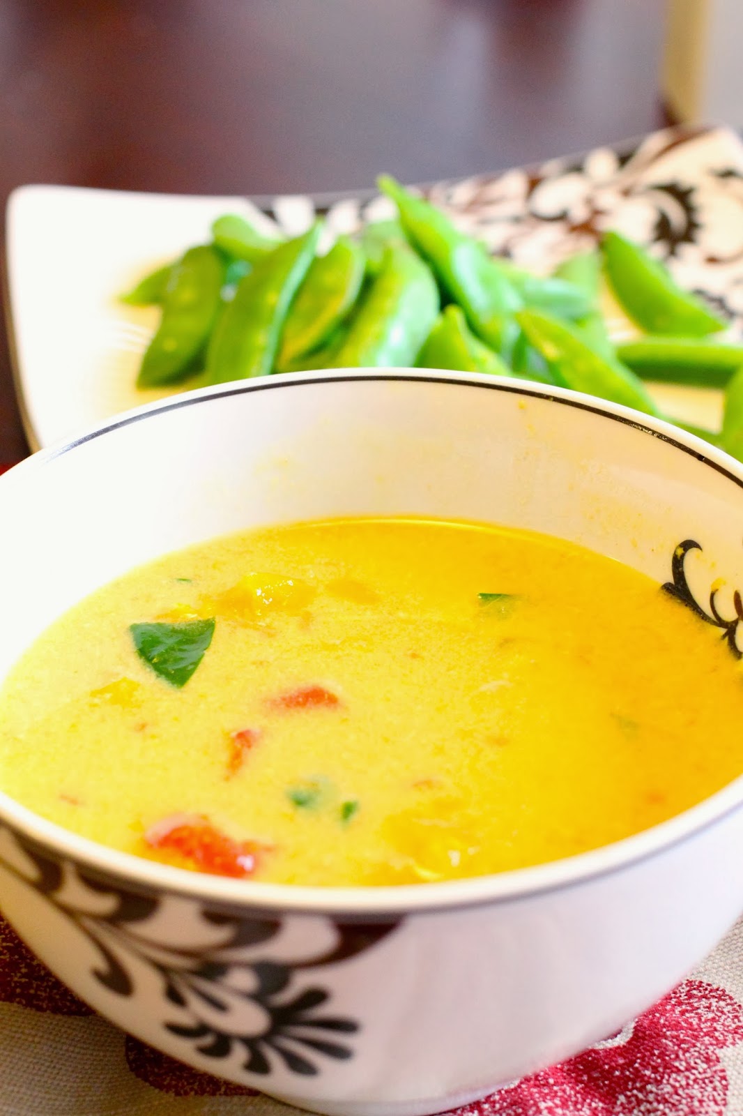 Eatvariety Chicken Chickpea Coconut Curry