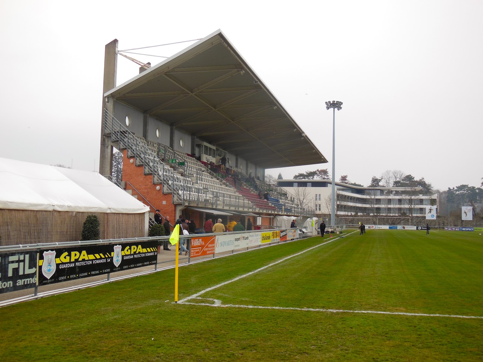 FuzzyDuck's Schweizer Fuzzball: Swiss 36 No. 21: Colovray - FC Stade 