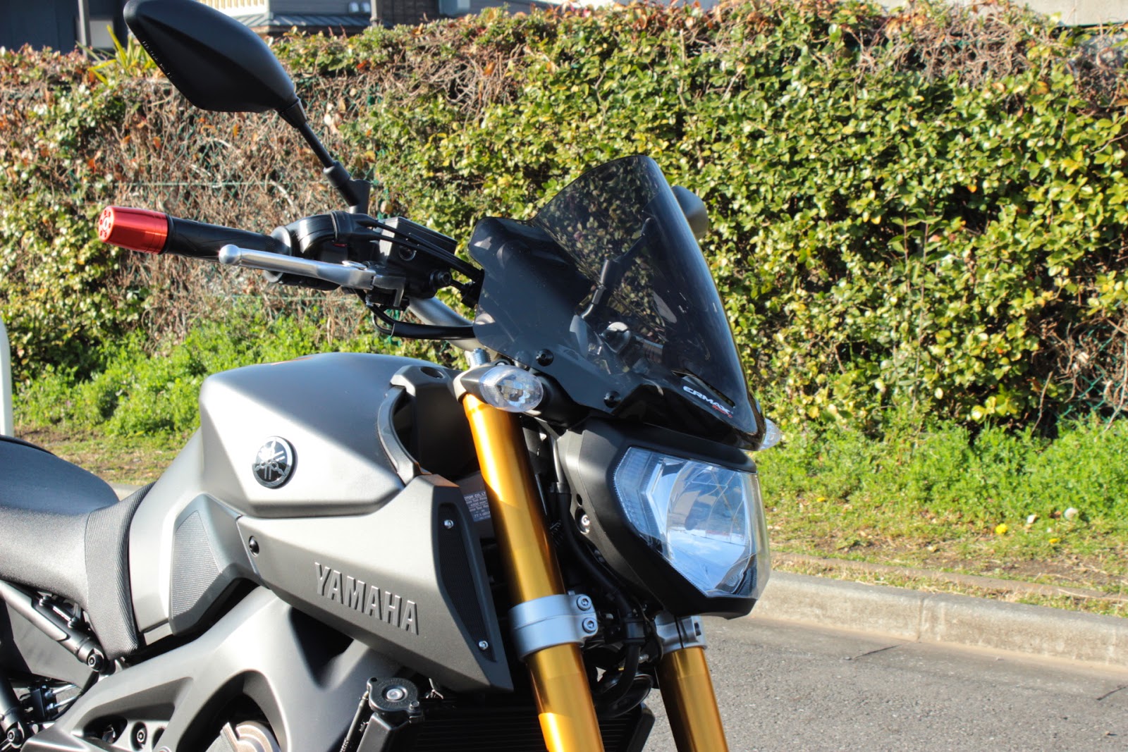 正規逆輸入品】 MT-09 ERMAX スクリーン www.anavara.com 正規逆輸入品】 MT-09 ERMAX スクリーン www.anavara.com