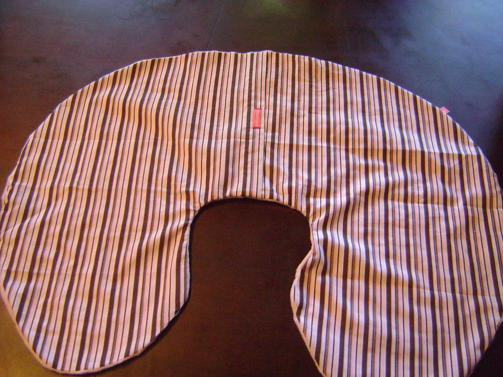 Kalleymade Make a Boppy Slipcover Tutorial