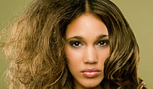 Nolan Vincent Salon Blog: How To Reduce Frizz When Nolan Vincent Salon Blog: How To Reduce Frizz When
