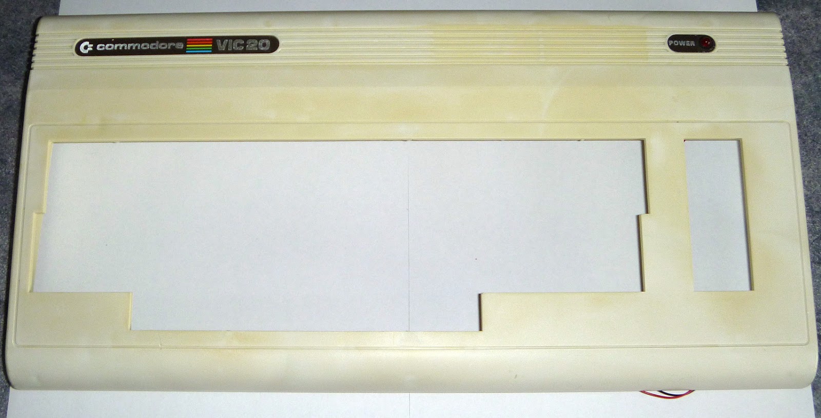 Blitterwolf Removing Yellowing From Old Plastic