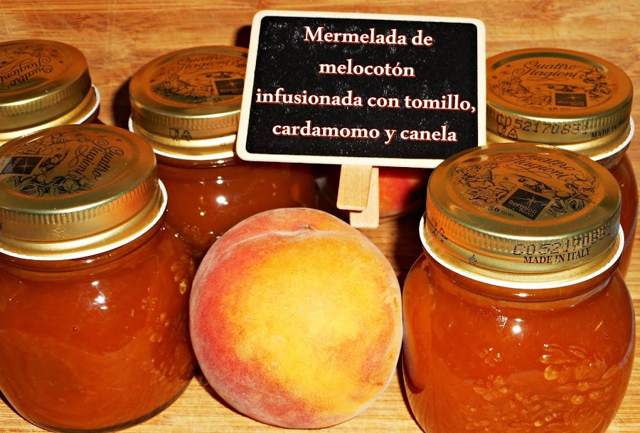 MERMELADA DE MELOCOTÓN INFUSIONADA CON TOMILLO, CARDAMOMO Y CANELA