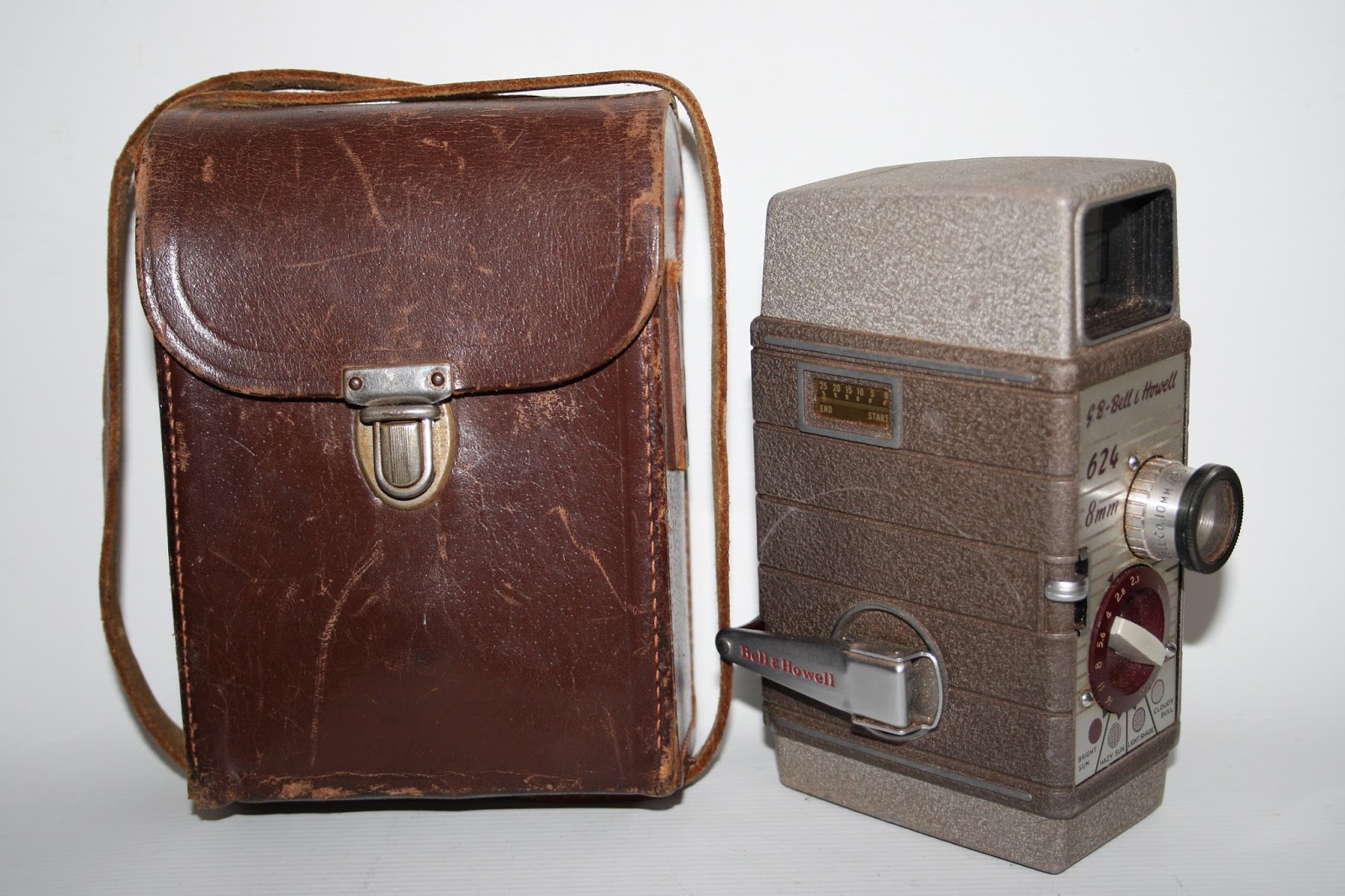 VintageDigger Vintage Cine Camera BELL & HOWELL AUTOSET 624EE 8 mm