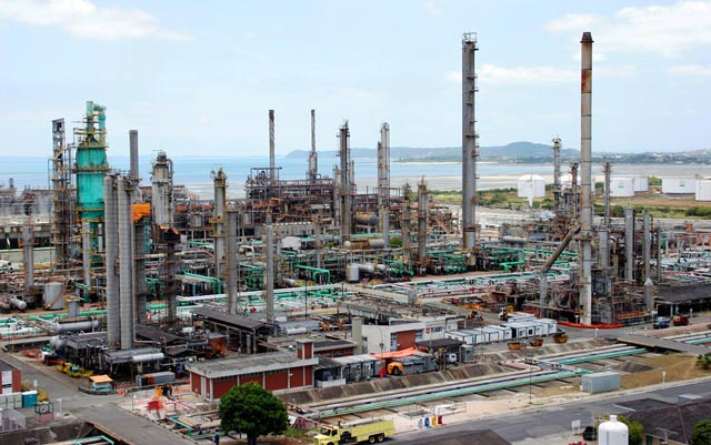 Gestores de São Francisco do Conde 'atônitos' com venda de refinaria