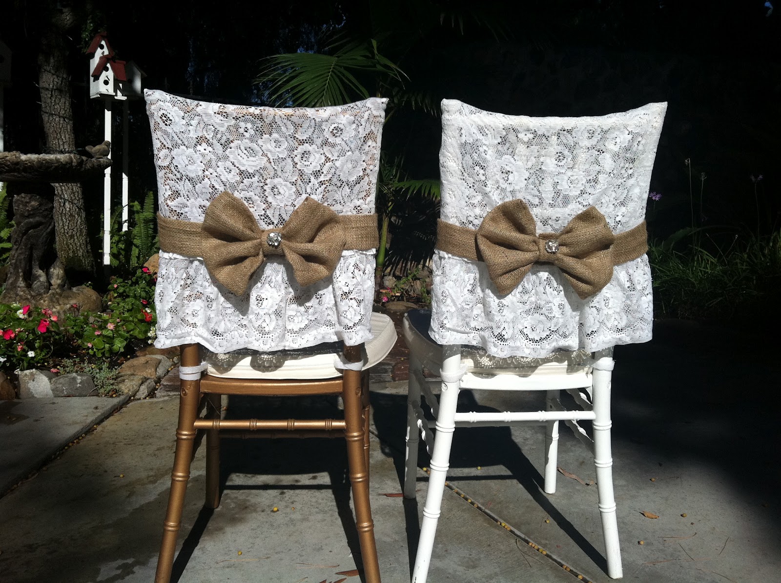 The Jones Victorian Estate: Burlap and Lace!