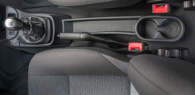 carro Celta 2014 GM - interior - console