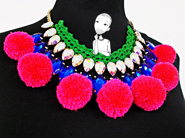 DIY-bisutería-collar-customizar-crochet-pompón-lana-1