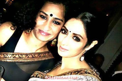  - (7) -  Sridevi's Twitter Pictures with Daughters & Family