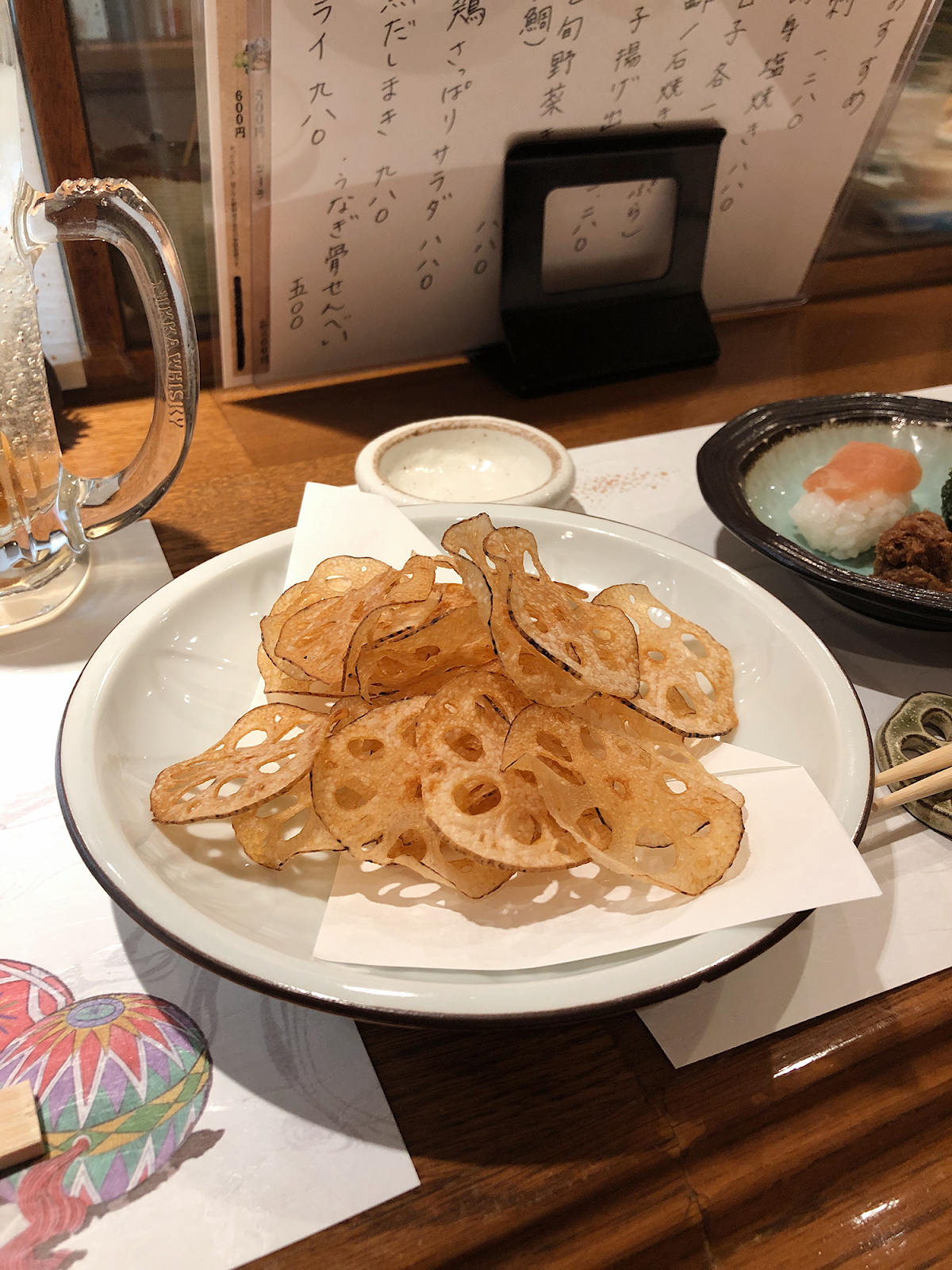 Fried lotus root chips, Kanazawa eats, Kanazawa trip from Tokyo, must-visit cities in Japan, Nishi Chaya District, Higashi Chaya District, photogenic and charming towns in Japan - FOREVERVANNY