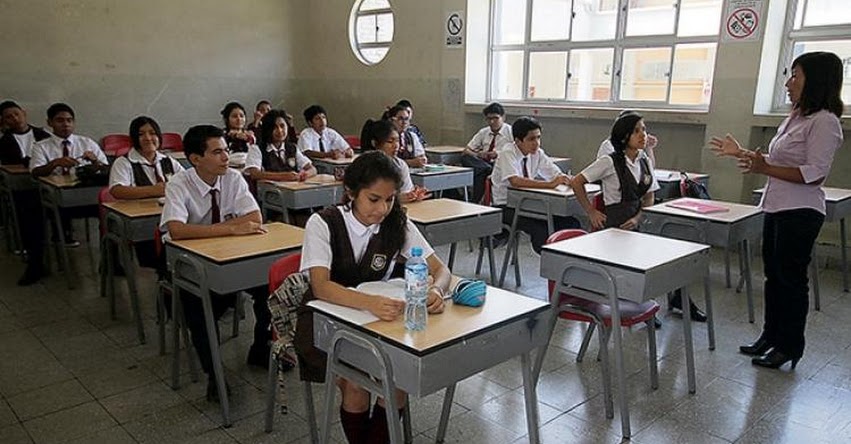 Más de 125 mil escolares tendrán doble certificación. Alumnos podrán convalidar en institutos (R. VM. Nº 326-2019-MINEDU) Más de 125 mil escolares tendrán doble certificación. Alumnos podrán convalidar en institutos (R. VM. Nº 326-2019-MINEDU)