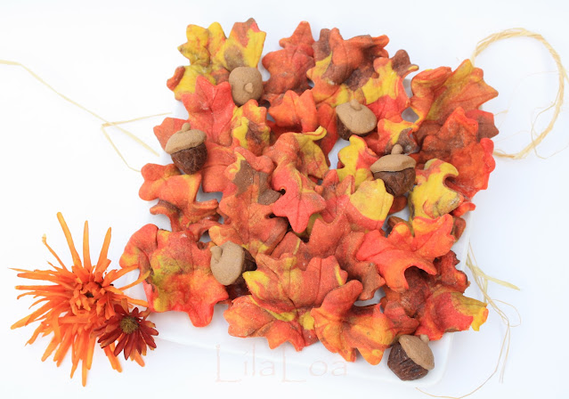 fall colored and texture fall leaf sugar cookies and whipped pumpkin spice butter cream