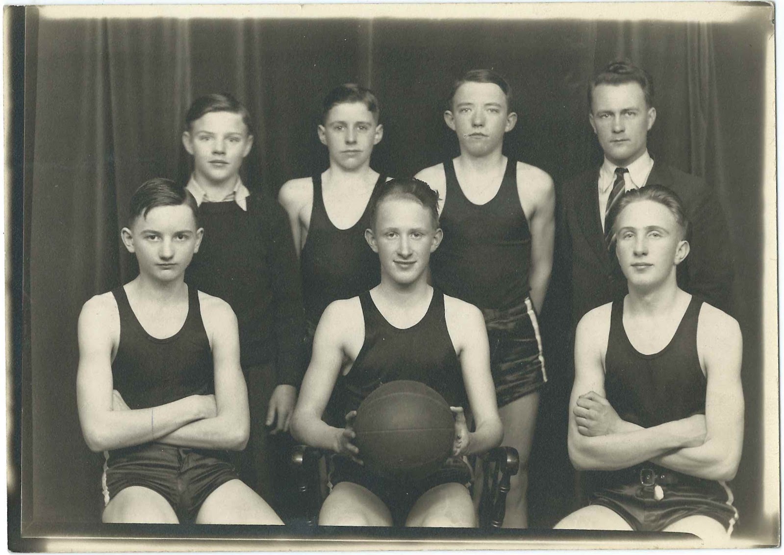 Heirlooms Reunited 18931944 Photos of Sports Teams, DoverFoxcroft GS & Foxcroft Academy