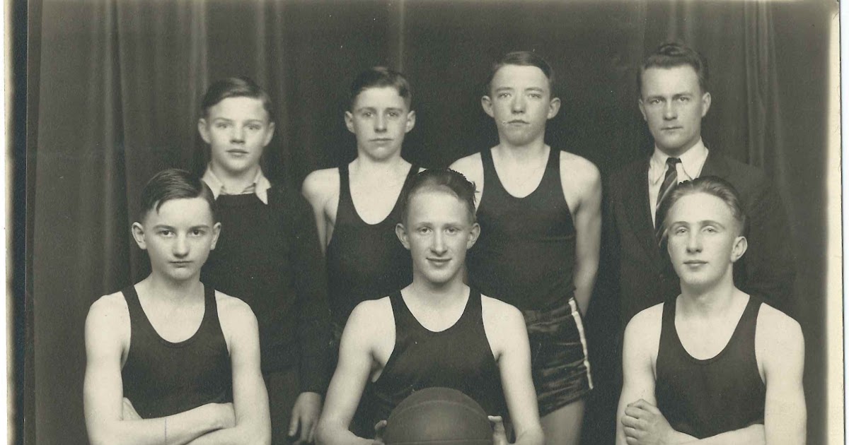 Heirlooms Reunited 18931944 Photos of Sports Teams, DoverFoxcroft GS