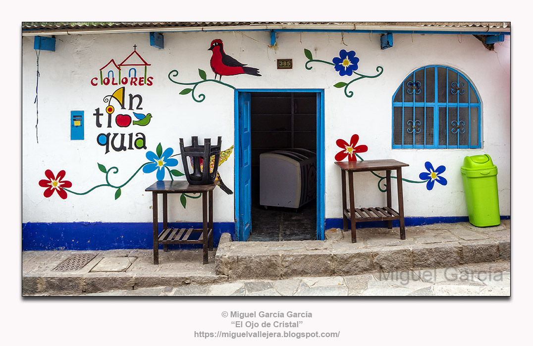 Antioquía, Huarochirí (Perú). Colores para Antioquía Antioquía, Huarochirí (Perú). Colores para Antioquía