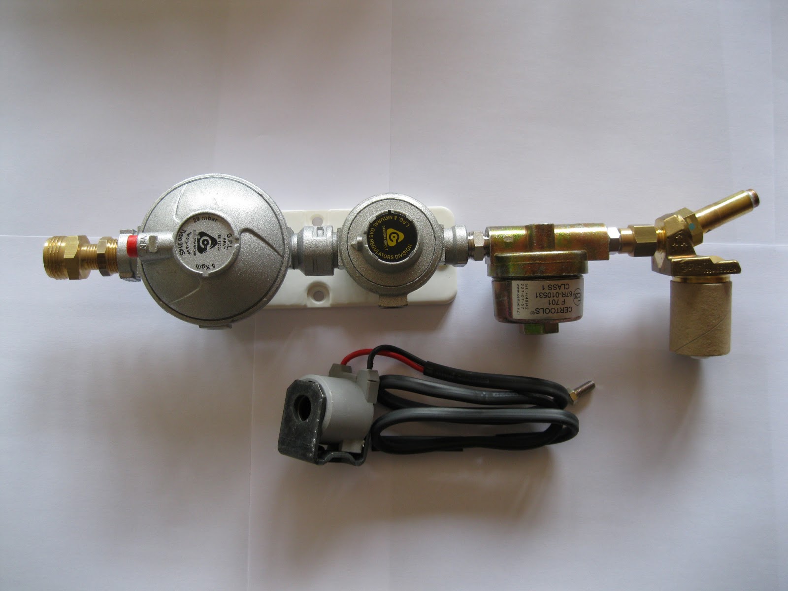 Bouteille GPL avec une électrovanne + filtre + détendeur