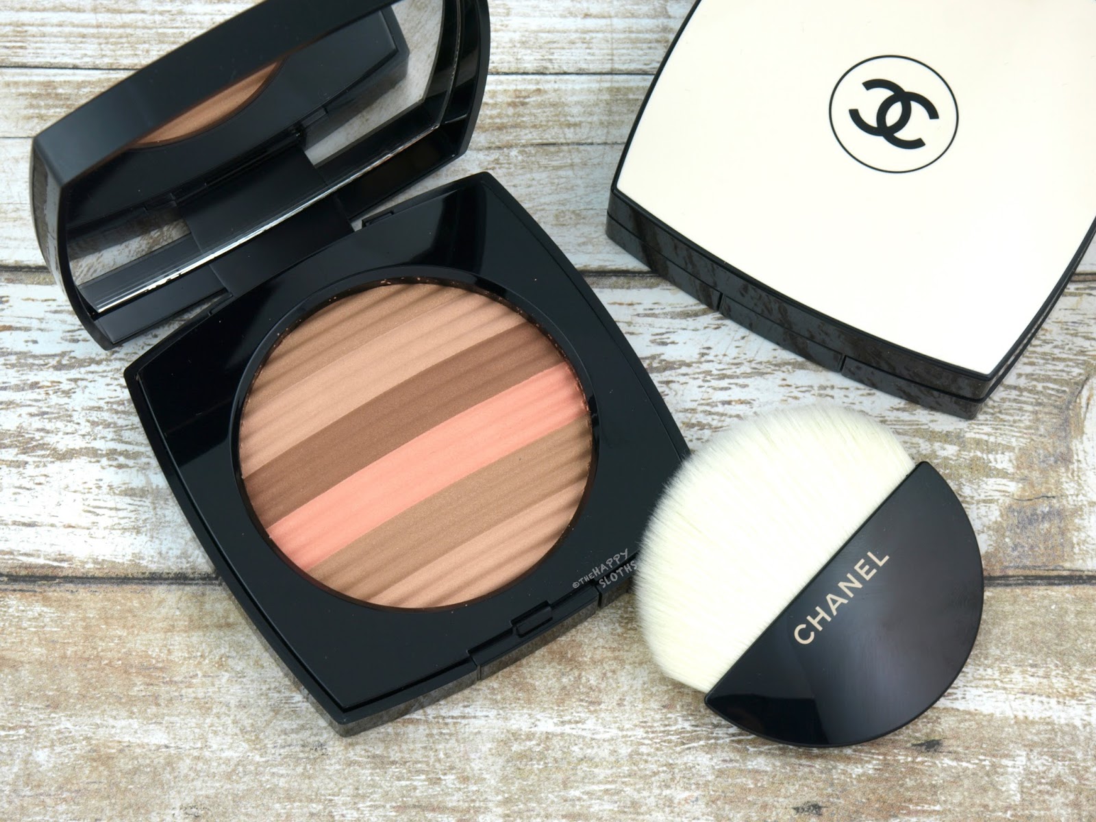 Chanel Les Beiges Healthy Glow Luminous Multi-Colour Powder Light