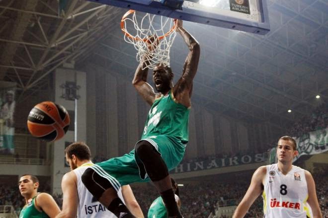 Τα έκανε... όλα ο Γκιστ! (vid)