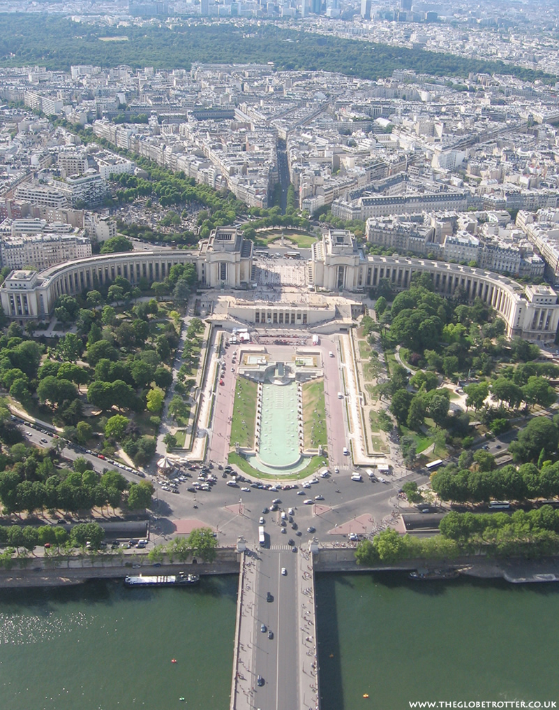 Photo Story Views from the top of the Eiffel Tower, Paris The Globe