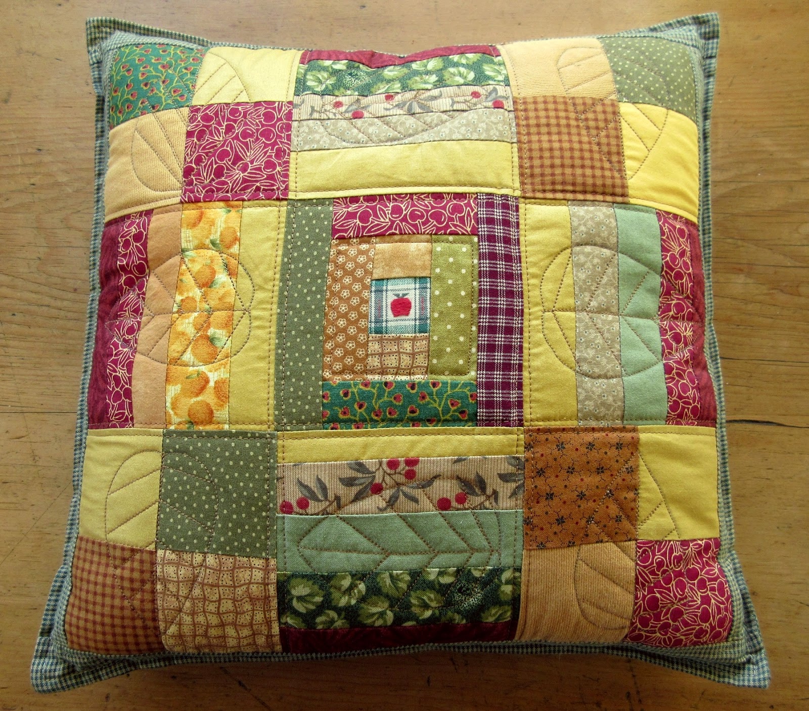 Sew Annie Sew Simple Blocks Cushion