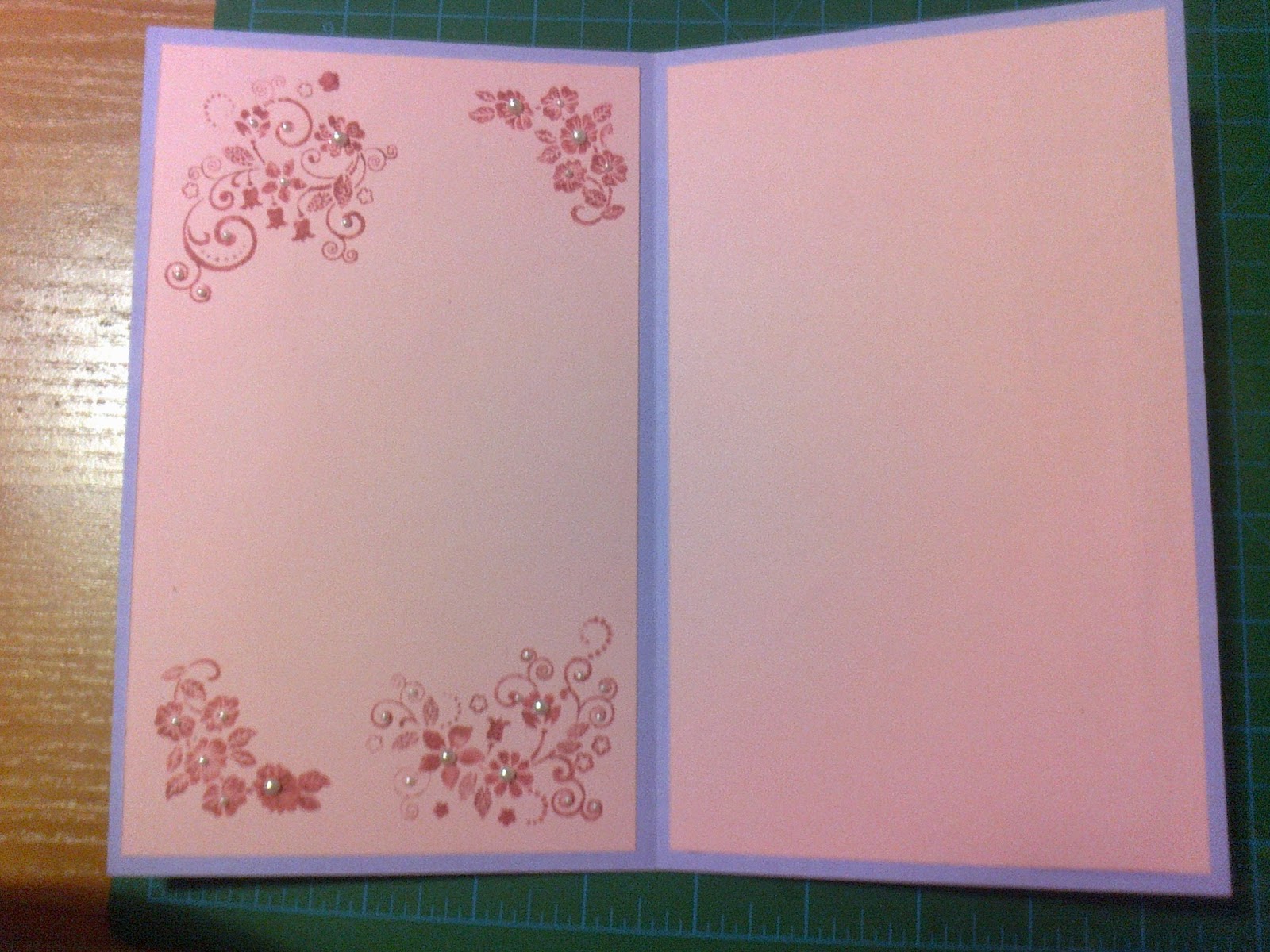 Украсить открытку внутри. Оформить открытку внутри. Украсить открытку внутри. Украсить открытку внутри. Открытка внутри.